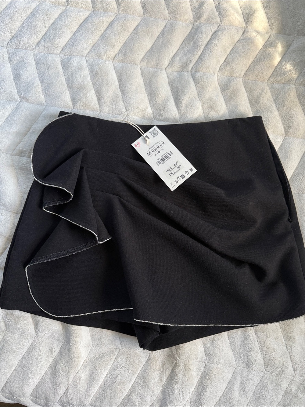 Zara Black Ruffle-Trim Skort